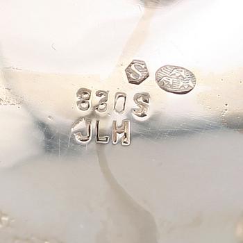 SILVERFÖREMÅL, 5 delar, märkta JLH samt svenska importstämplar, 1900-talets första hälft. Vikt ca 529 gram.