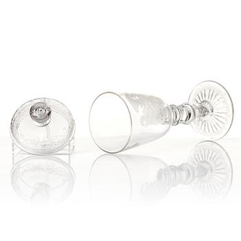 A glass cup with cover, probably 19th century.