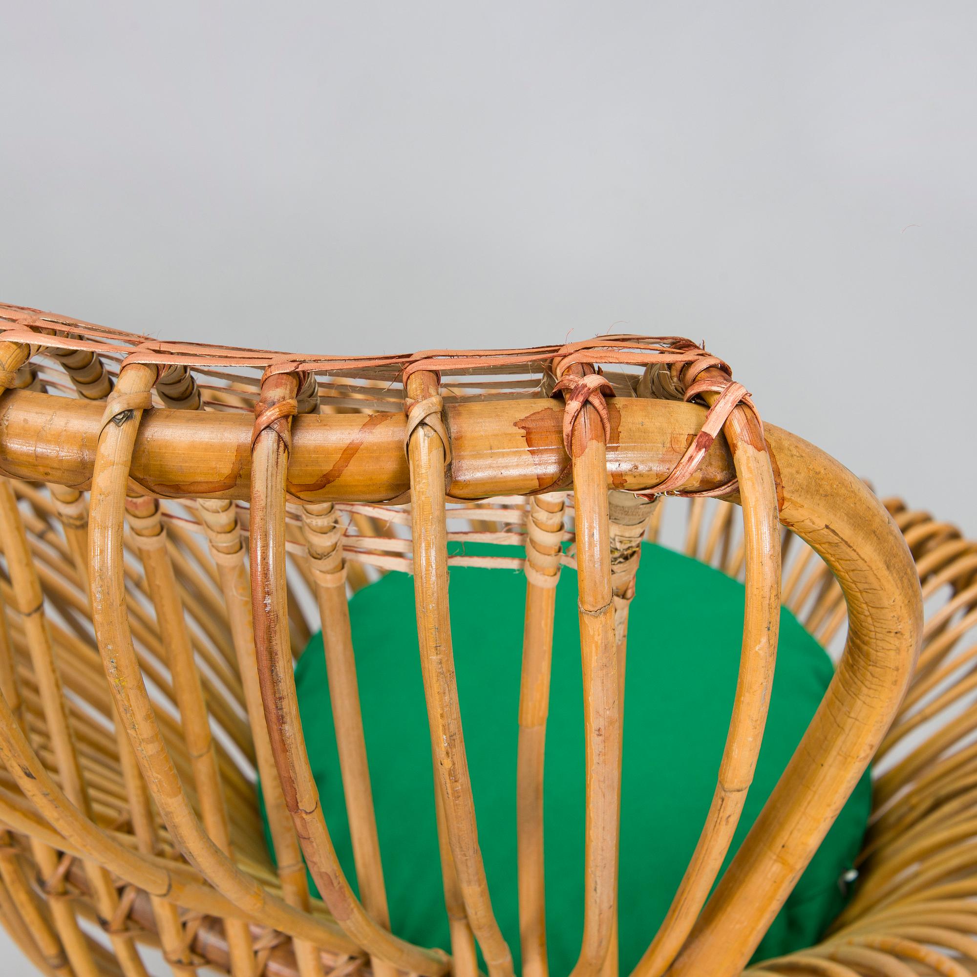 Franco Albini & Gino Colombini, a pair of 'Margherita' lounge chairs for Bonacina, Italy.