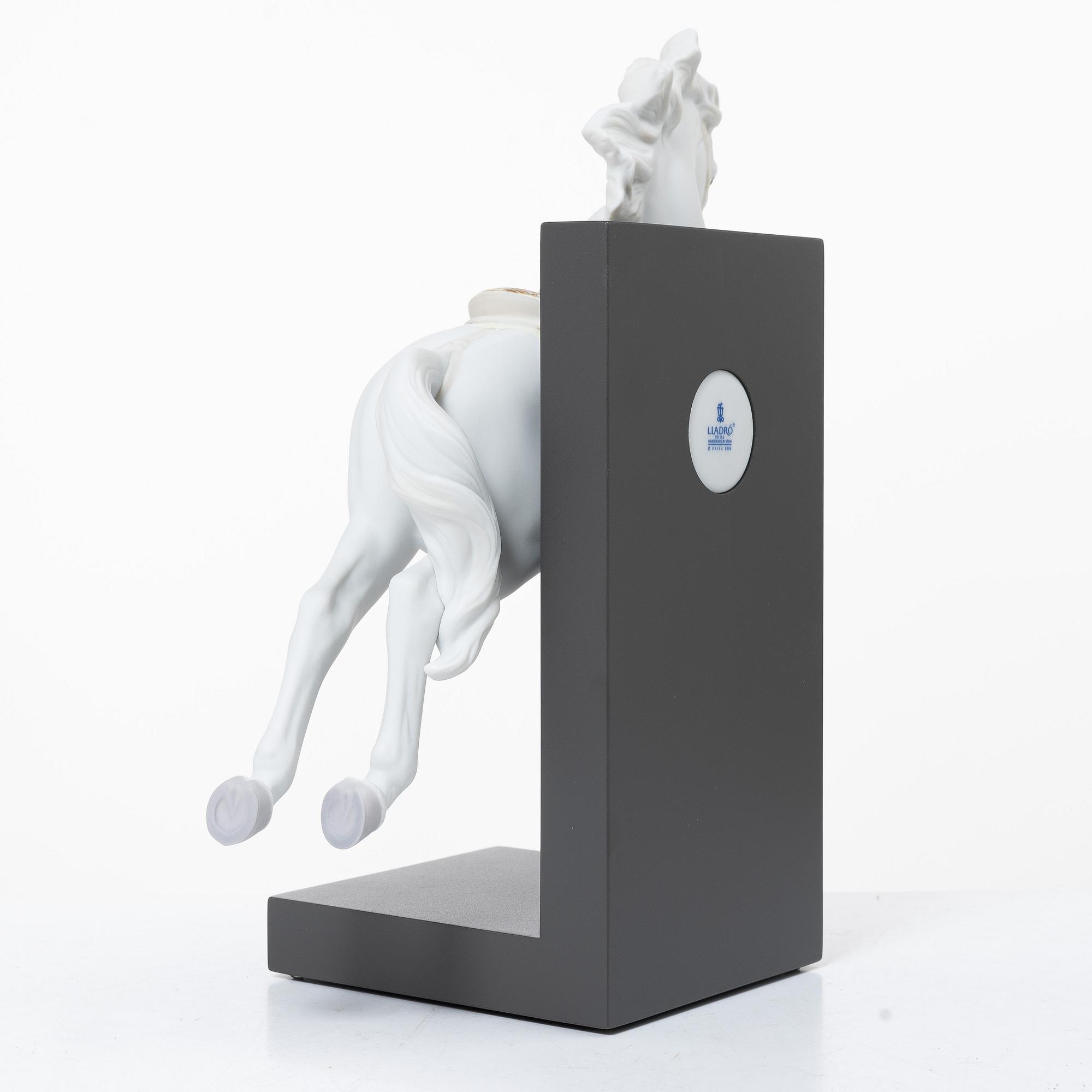 Lladró, figurin, "Horse on pirouette", Spanien.