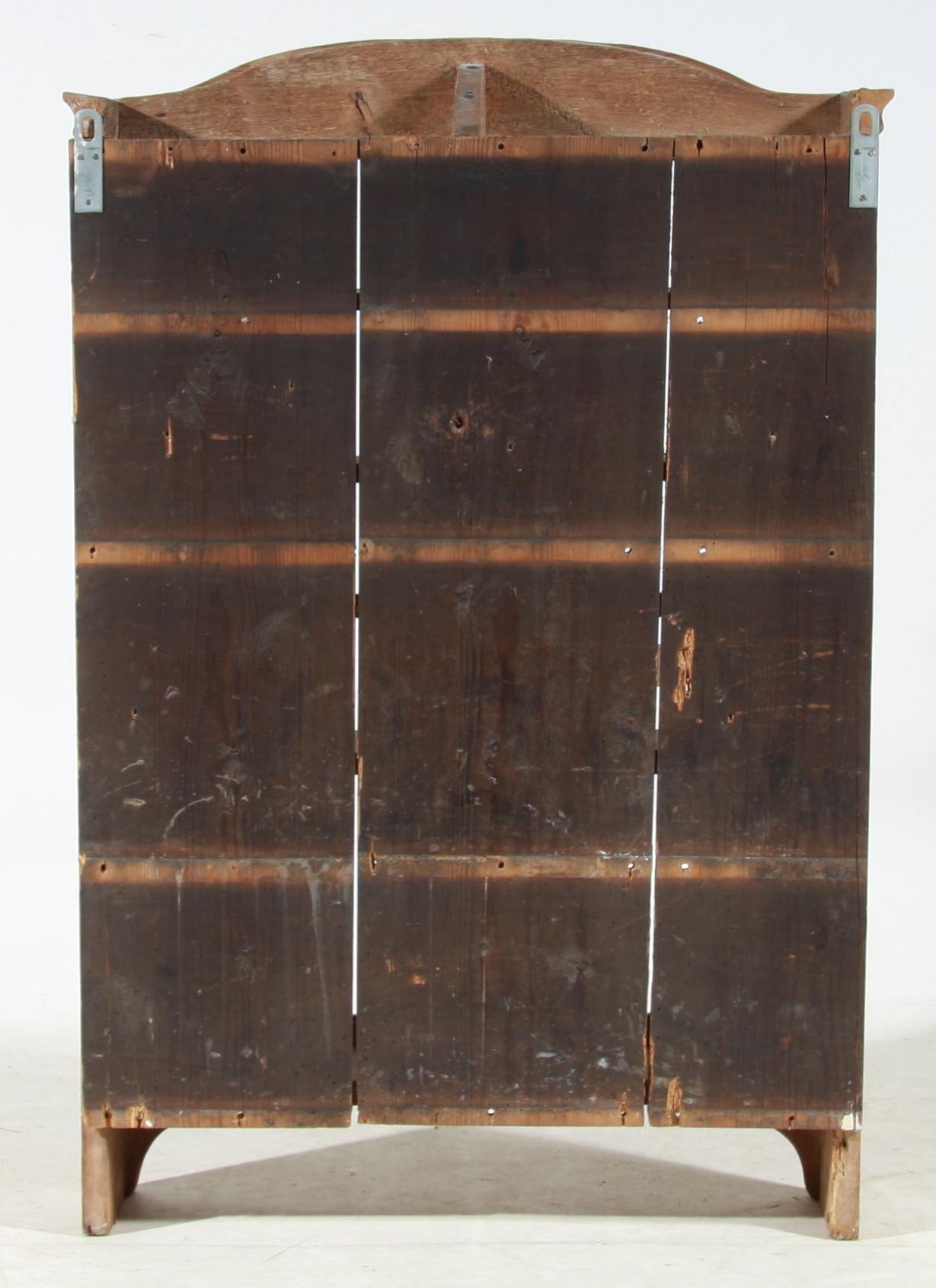 VÄGGSKÅP, allmoge, 1800-tal.