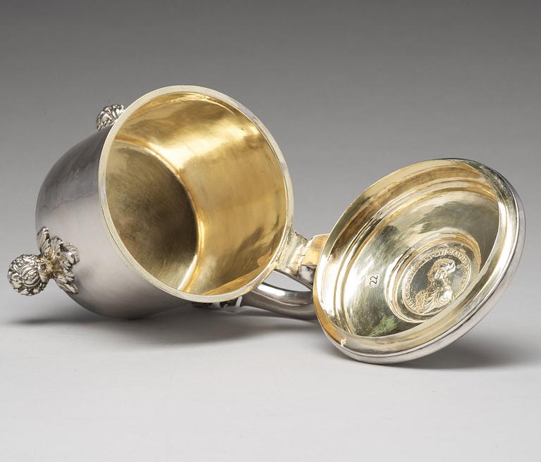 Michel Beck, dryckeskanna, silver, Stockholm (verksam -1630-1673). Barock.