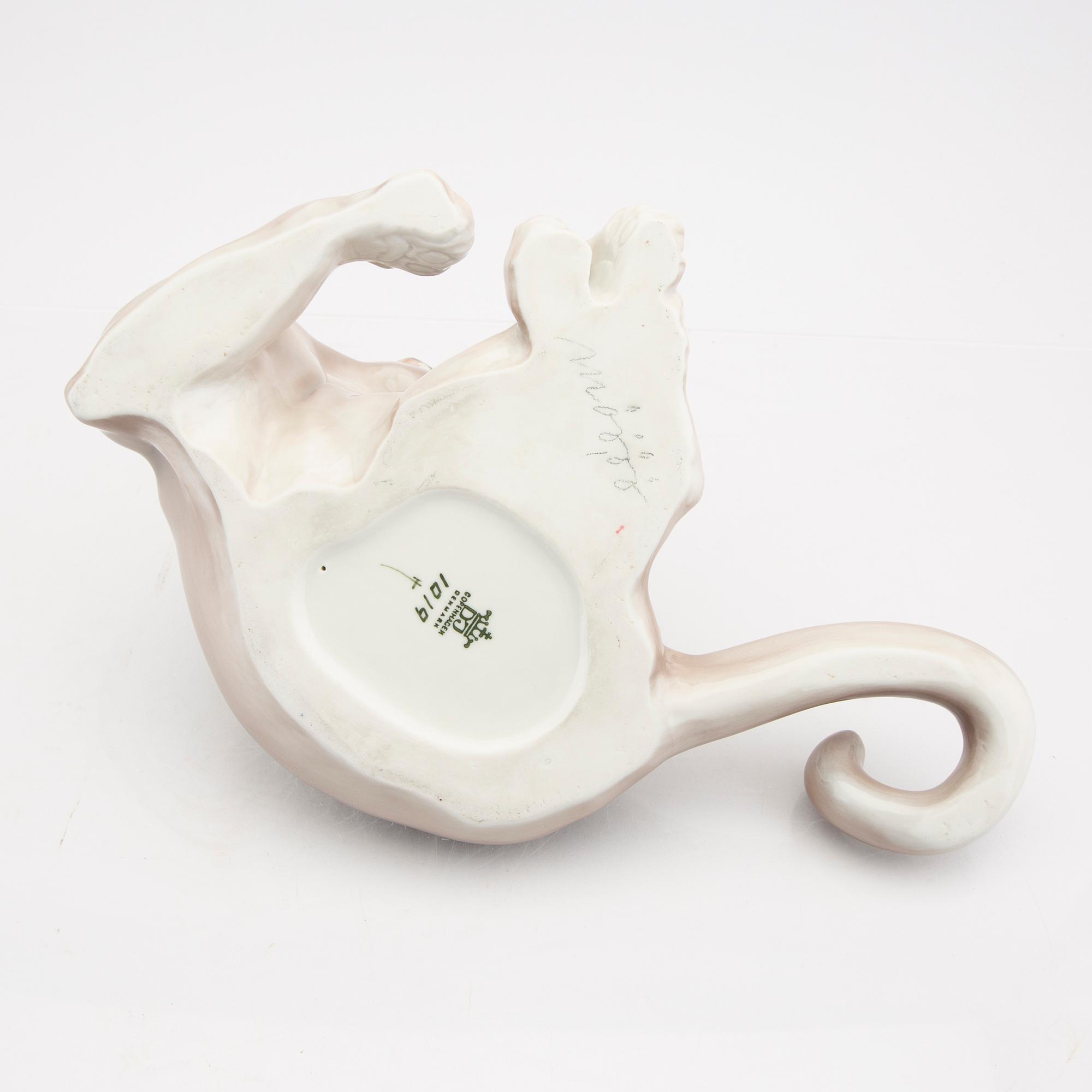 Figurine Dahl Jensen Copenhagen second half of the 20th century, porcelain.