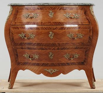 BYRÅ, rokokostil, 1900-tal.