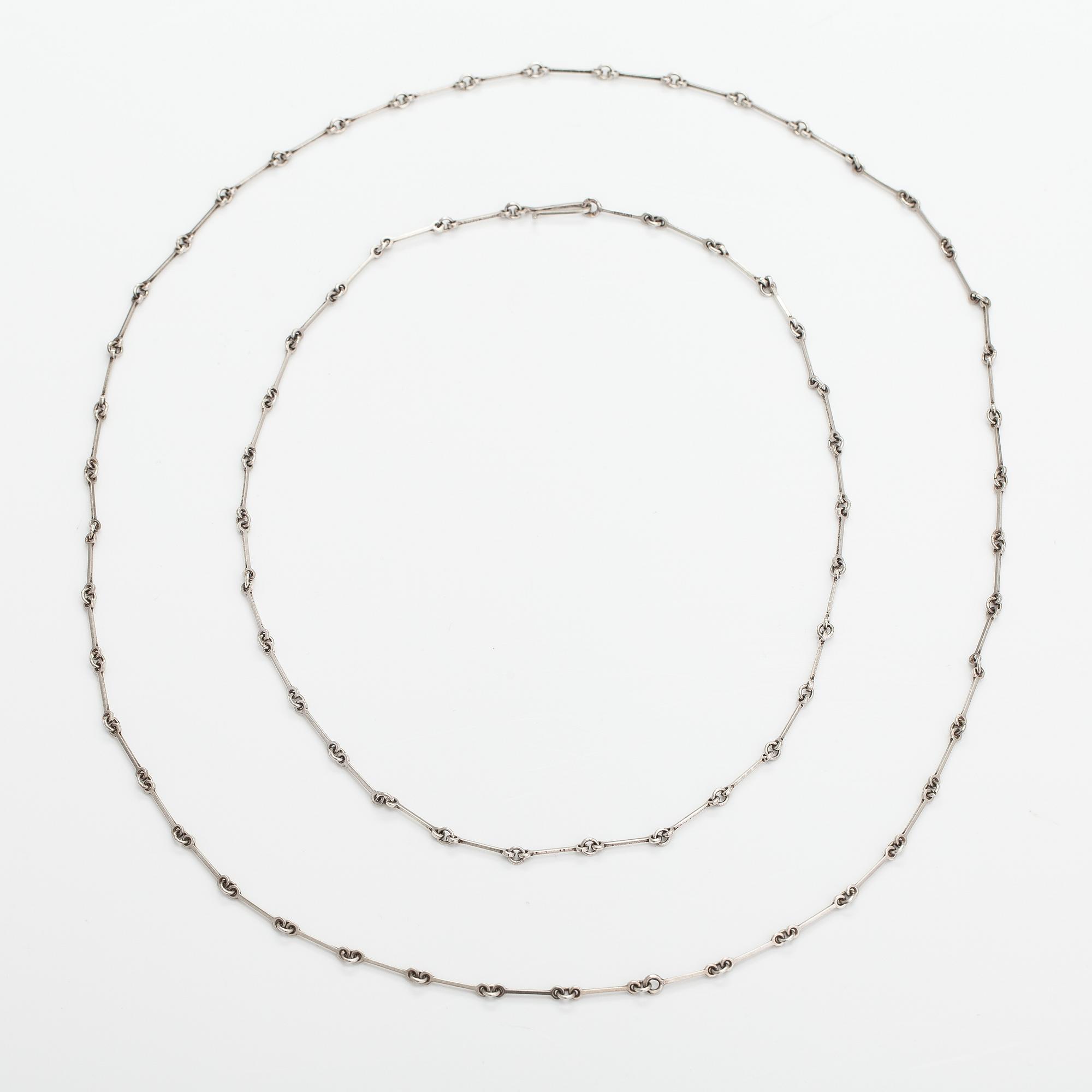 Halsband, 2 st, sterlingsilver. Lapponia 1976 och 1978.