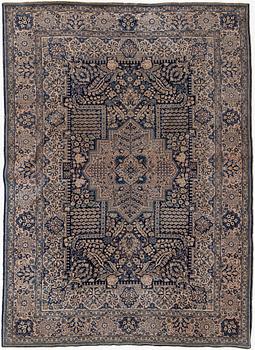 Carpet, 340 x 250 cm.