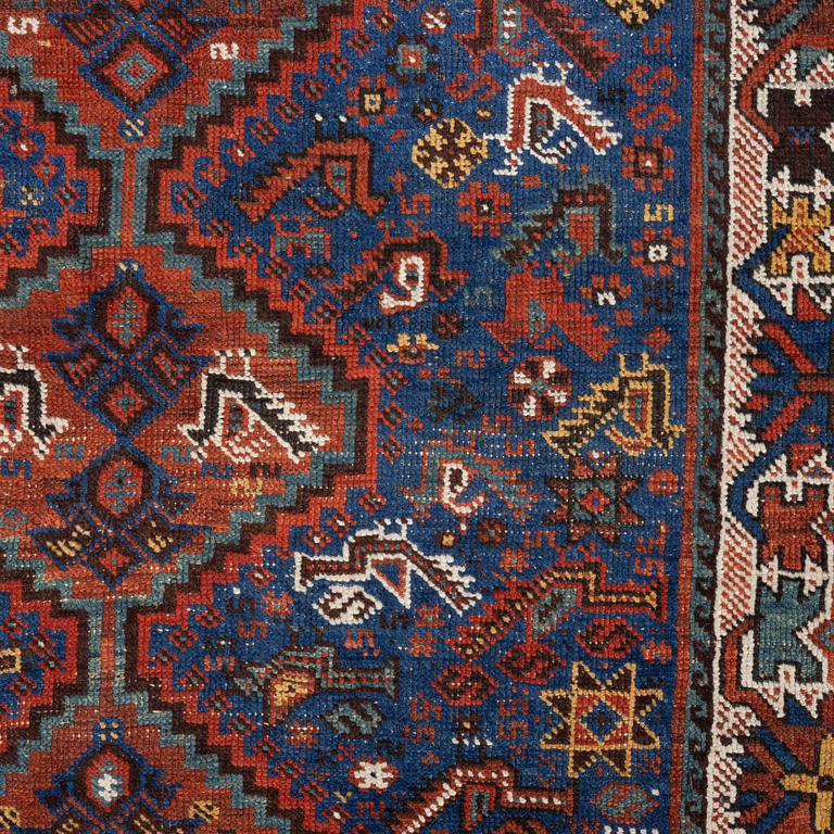 An antique Kamseh rug, c. 150 x 118 cm.