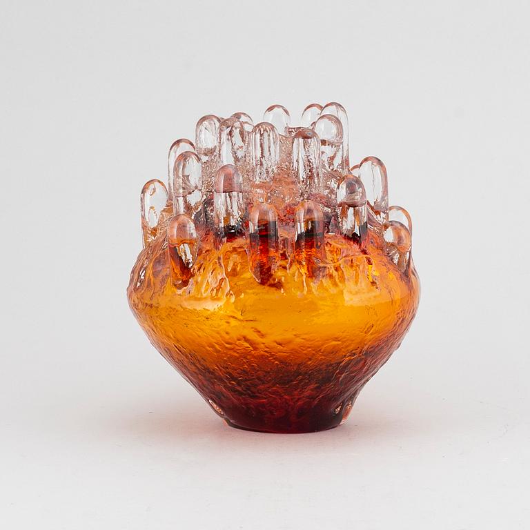 GÖRAN WÄRFF, a glass sculpture, signed Kosta,