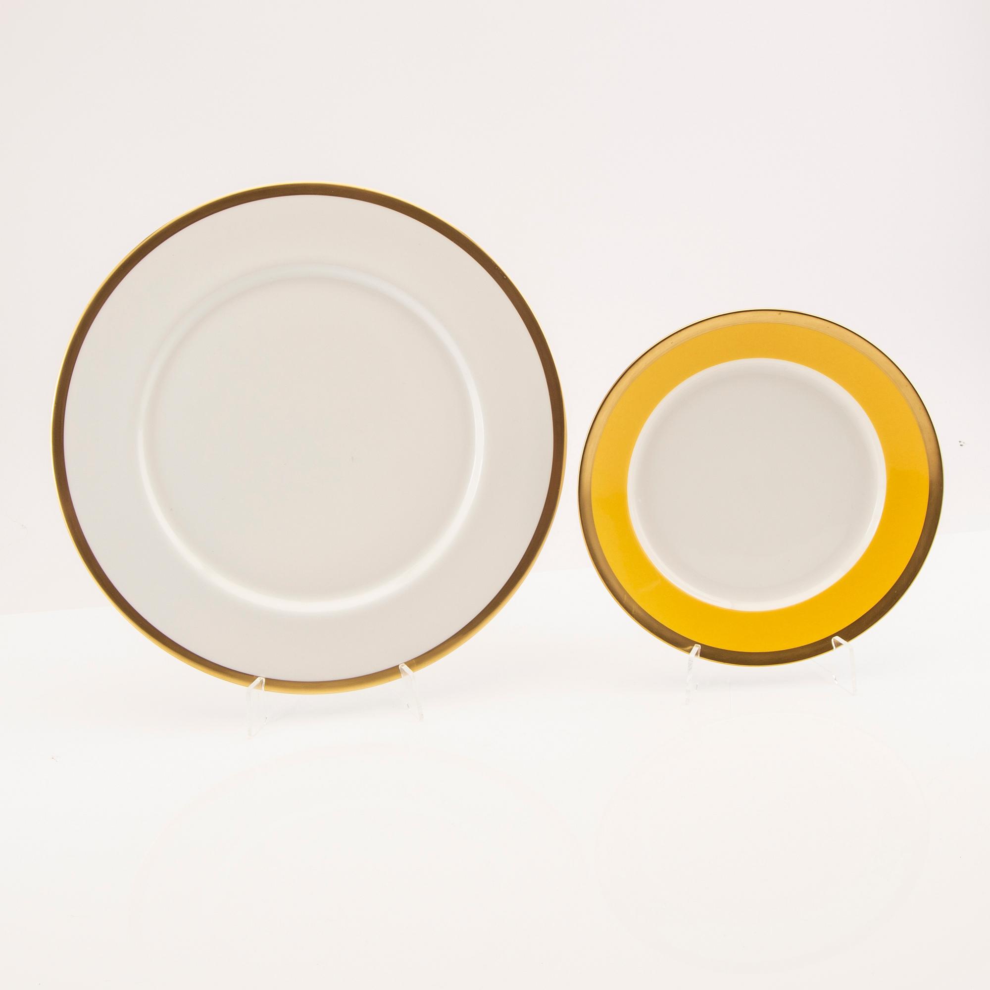 Karin Björquist, service for 48 pieces "The Nobel Service" porcelain, Rörstrand late 20th century.