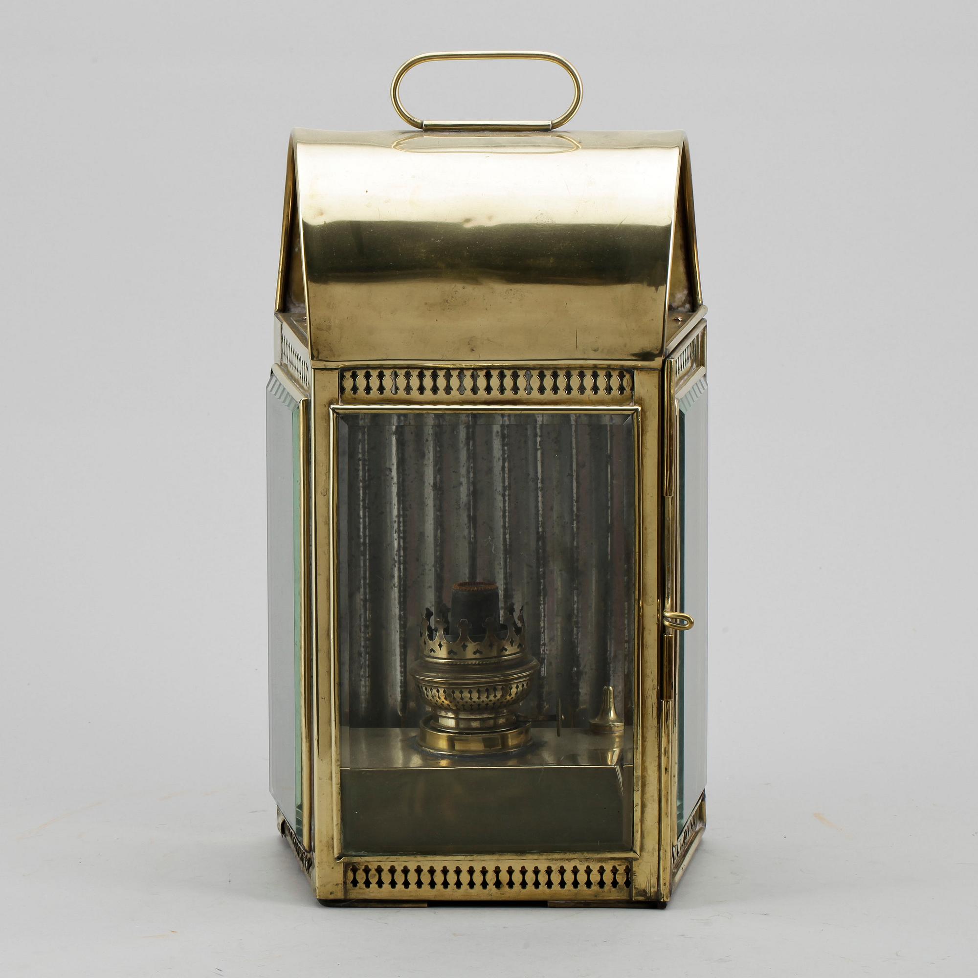 VÄGGFOTOGENLYKTA, 1900-tal.