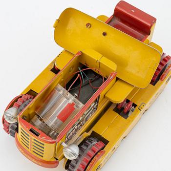 Five tin toys, including Arnold and Gama, 20th Century.