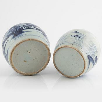 Two similar blue and white Chinese ginger jars, 19th century.