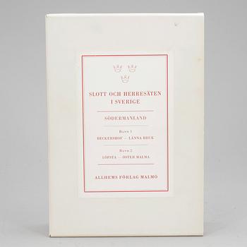 BÖCKER, 5 volymer, "Svenska slott och herresäten i Sverige" samt "Hamiltonska slott och gårdar i Sverige".
