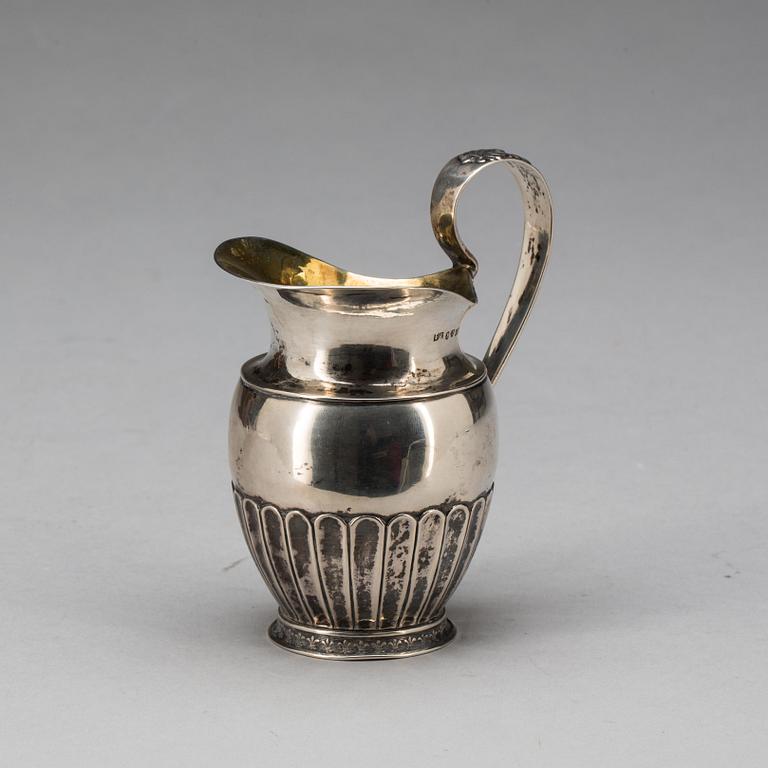 GRÄDDKANNA, silver, Gustaf Möllenborg, Stockholm, 1832, vikt ca 140g.