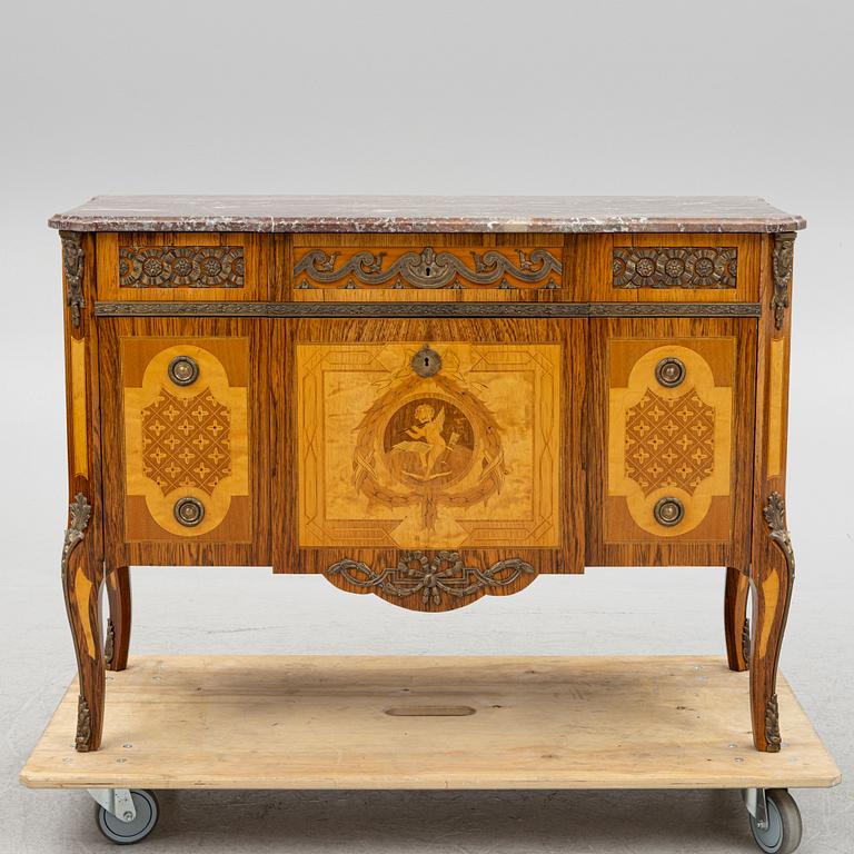 Chest of drawers, late Gustavian style, mid-20th century.