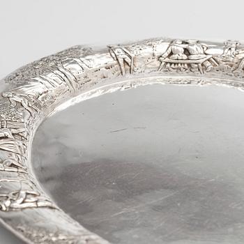 A silver tray, Germany, first half of the 20th century.