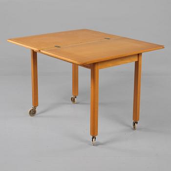 SERVERINGSVAGN, 1900-talets andra hälft.