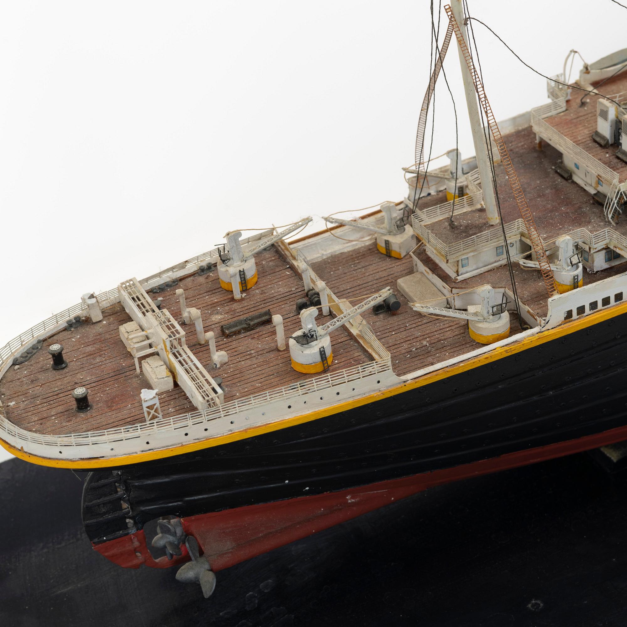 Ship model, "Titanic", 20th century.