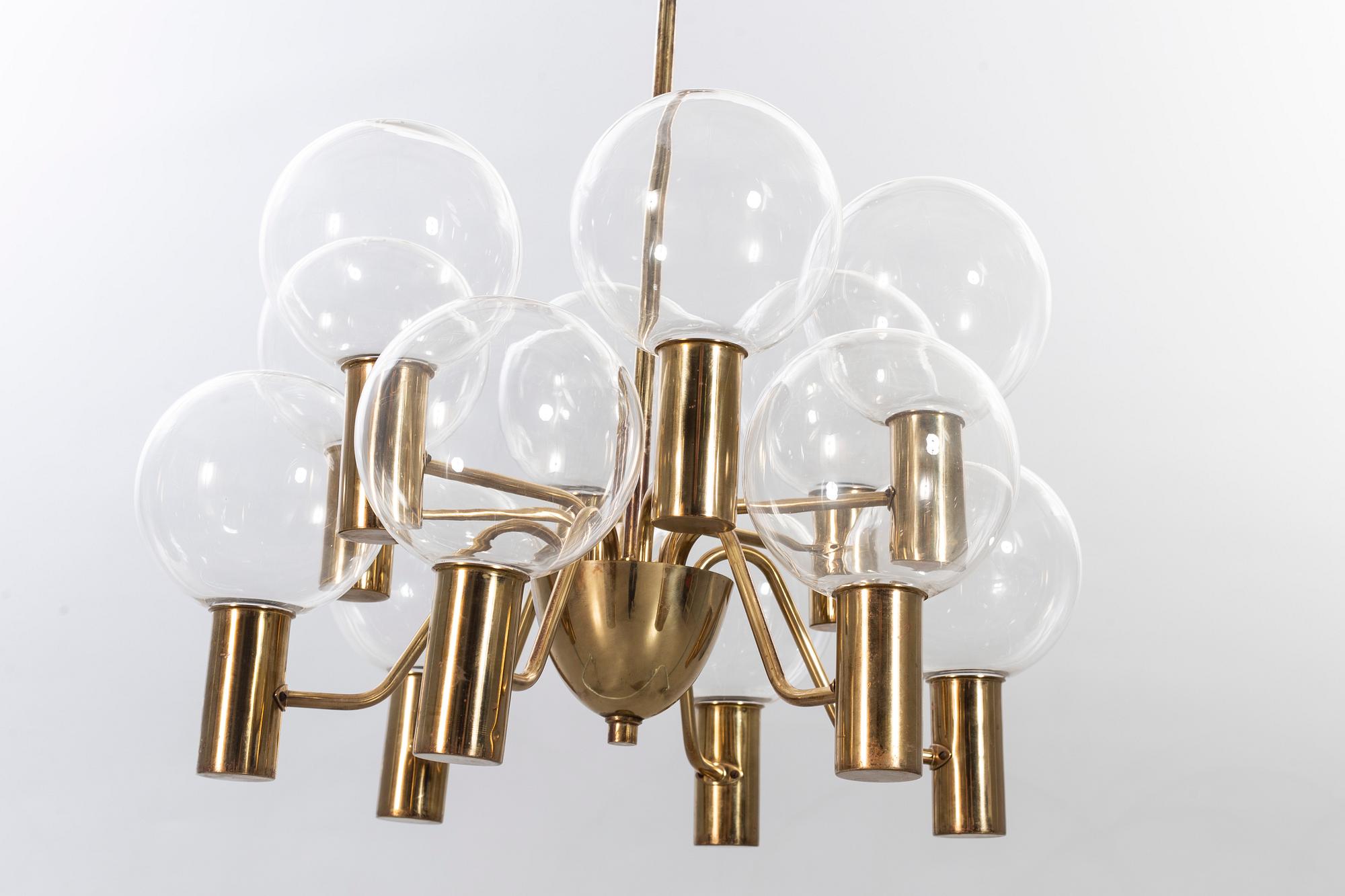 HANS-AGNE JAKOBSSON,