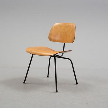 a "DCM (Dining Chair Metal)" chair by CHARLES & RAY EAMES, Herman Miller 1950's-/60's.