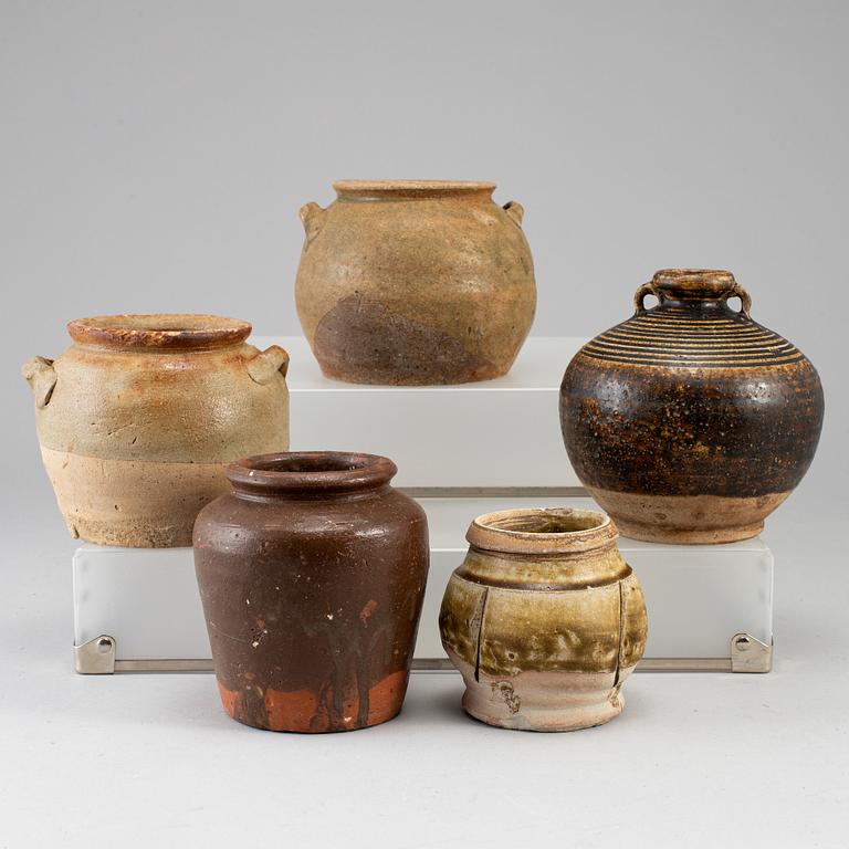 Five pottery jars, Sotuh east asia, 19th/20th century.