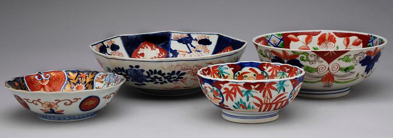 PARTI PORSLIN, 14 delar, Meiji, omkring 1900.