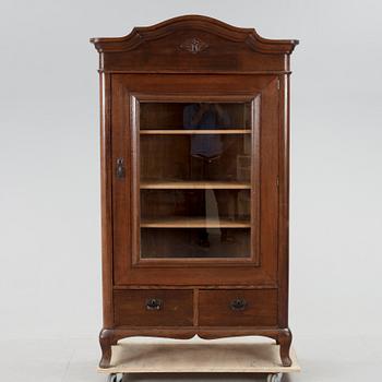 SKÅP, rokokostil, 1900-talets början.