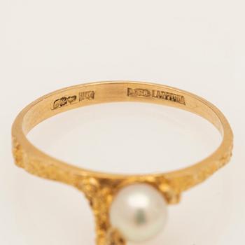 Björn Weckström, ring, 18K with cultured pearl, Lapponia, Finland.