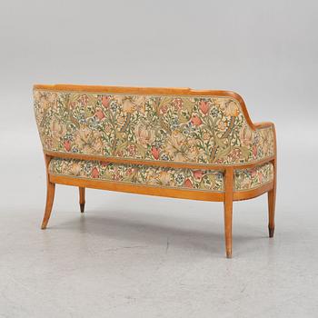 A Jugend sofa, 1910's.