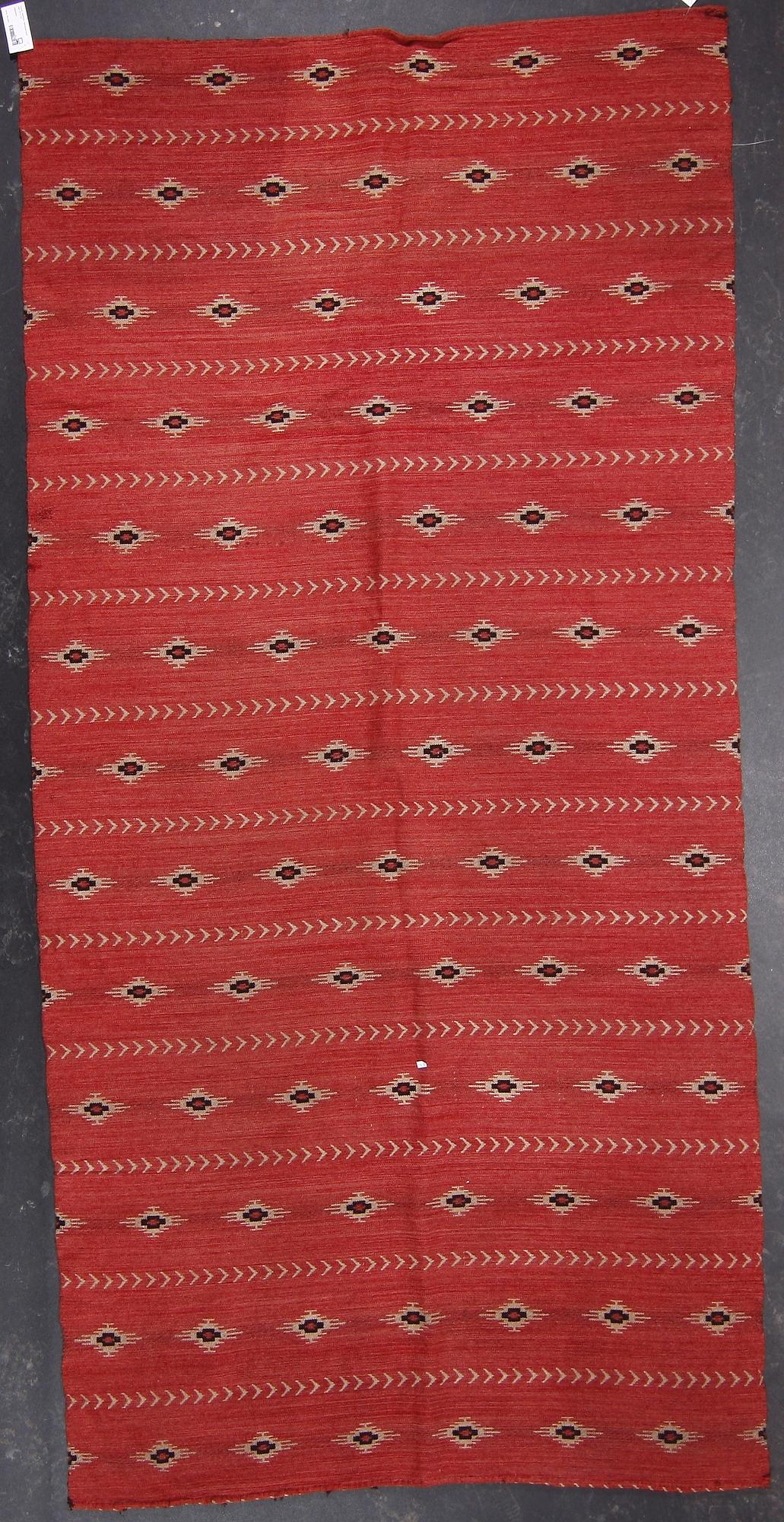 DRAPERI, 1900-talets första hälft. 274 x 133.