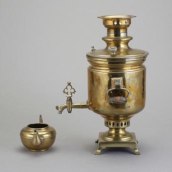 SAMOVAR, mässing, Ryssland, daterad 1889.
