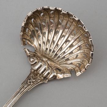 A matched pair of Swedish silver sugar-bowls, mark of JE Torsk and GAB, Stockholm, 1906.