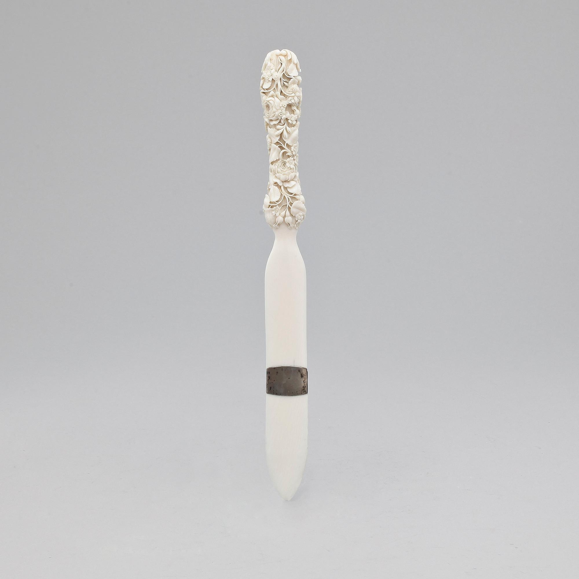 SIDVÄNDARE, elfenben, 1800-tal.