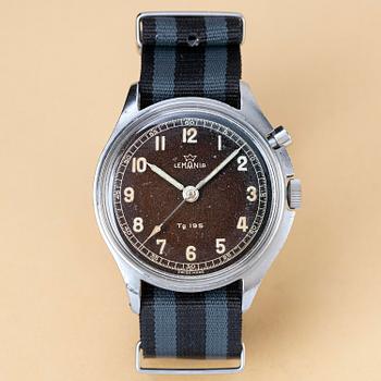 1001. Lemania, Tg 195, "Tropical Dial", "Tre Kronor/Three crowns", ca 1954.