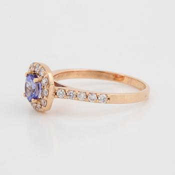 Tanzanite and diamond ring.