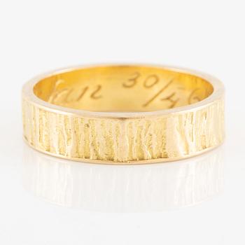 Björn Weckström, ring, 18K gold.