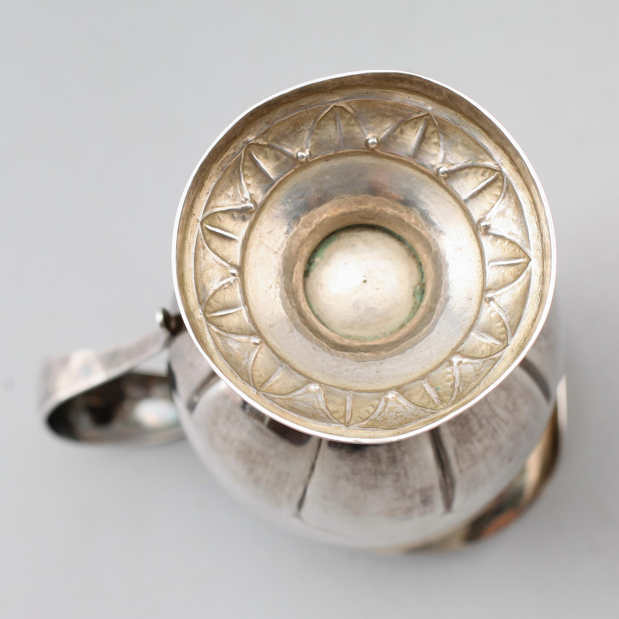 GRÄDDKANNA, silver, Erik Gustaf Stenquist, Enköping 1852. Vikt ca 170 gram.