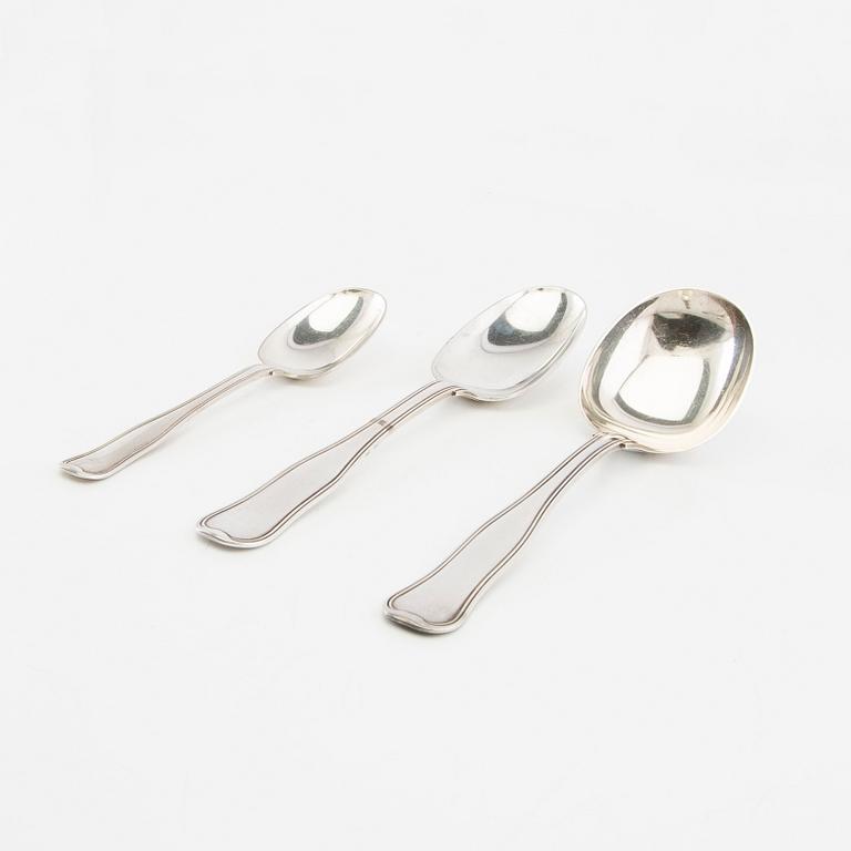 Harald Nielsen, 73-piece silver cutlery set "Old Danish" by Georg Jensen.