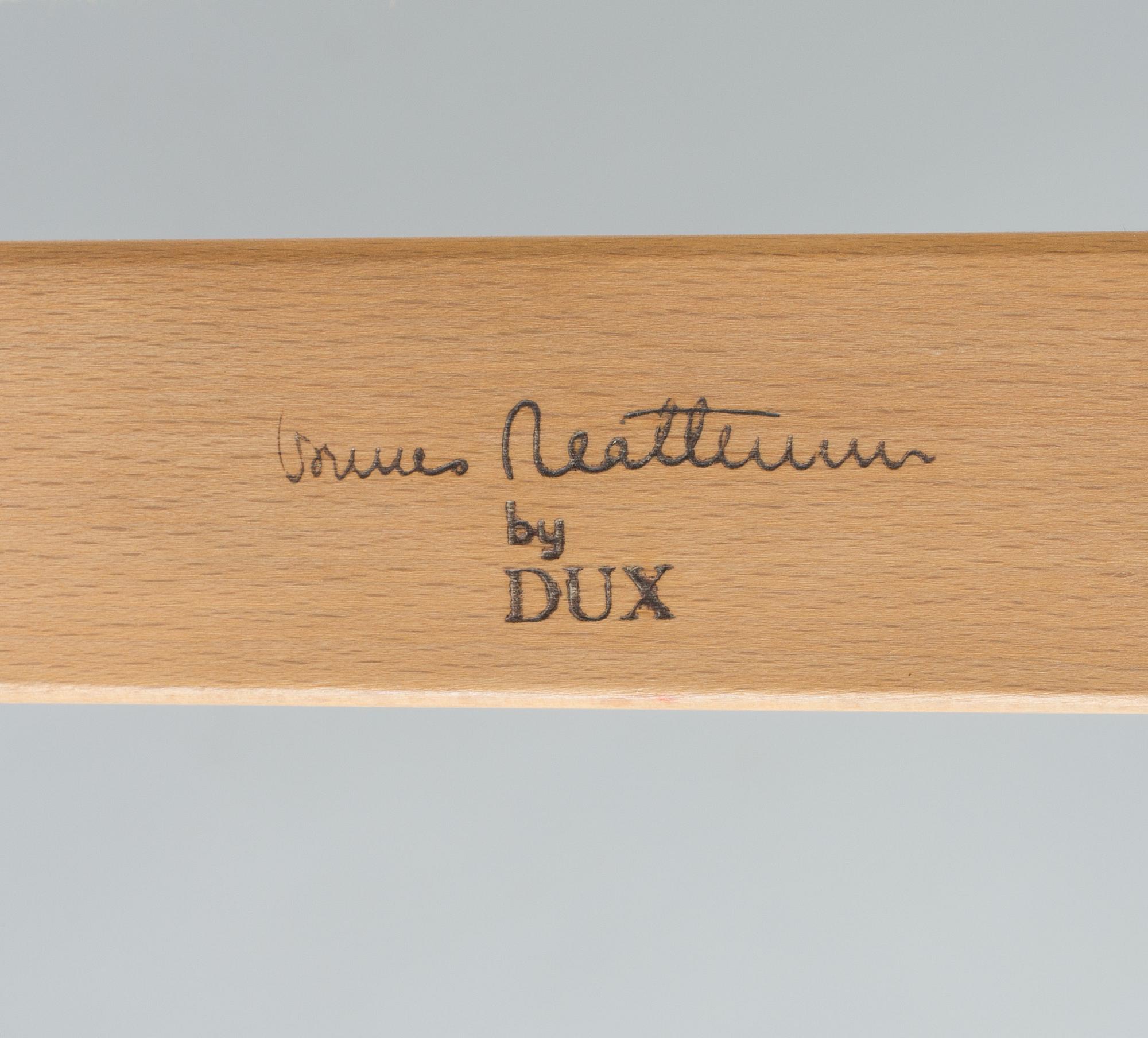 SNURRFÅTÖLJ  med FOTPALL, "Pernilla", Bruno Mathsson.