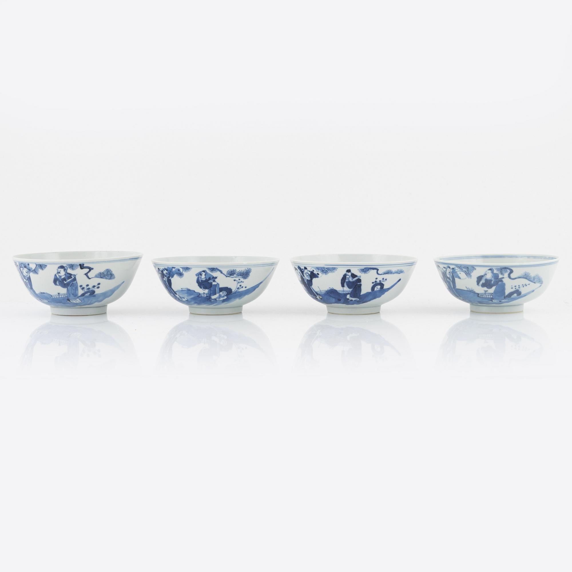 A set of four Chinese blue and white bowls, Qing dynasty, 19th century.