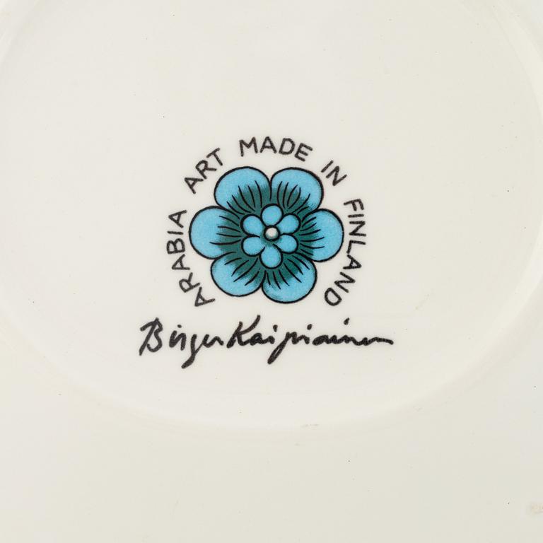 Birger Kaipiainen, a pair of dishes, Arabia, Finland.