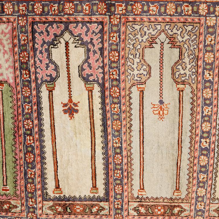 A Kayseri saff, old, ca 232 x 87 cm.