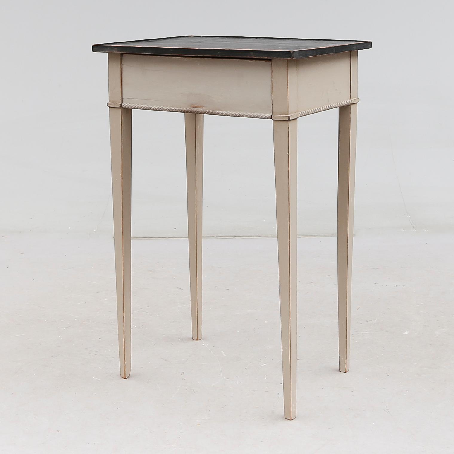 BORD, gustaviansk stil, 1900-talets första hälft.