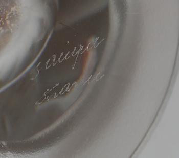 VAS, glas, signerad Lalique, France.