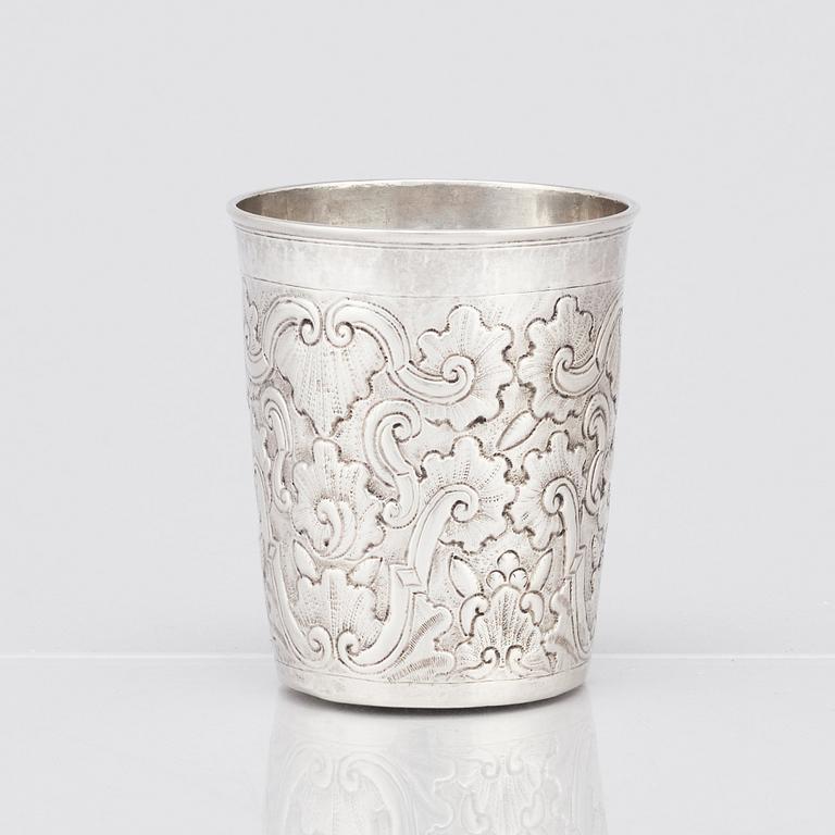 A Russian silver beaker, undidentified makers mark, Moscow 1752.
