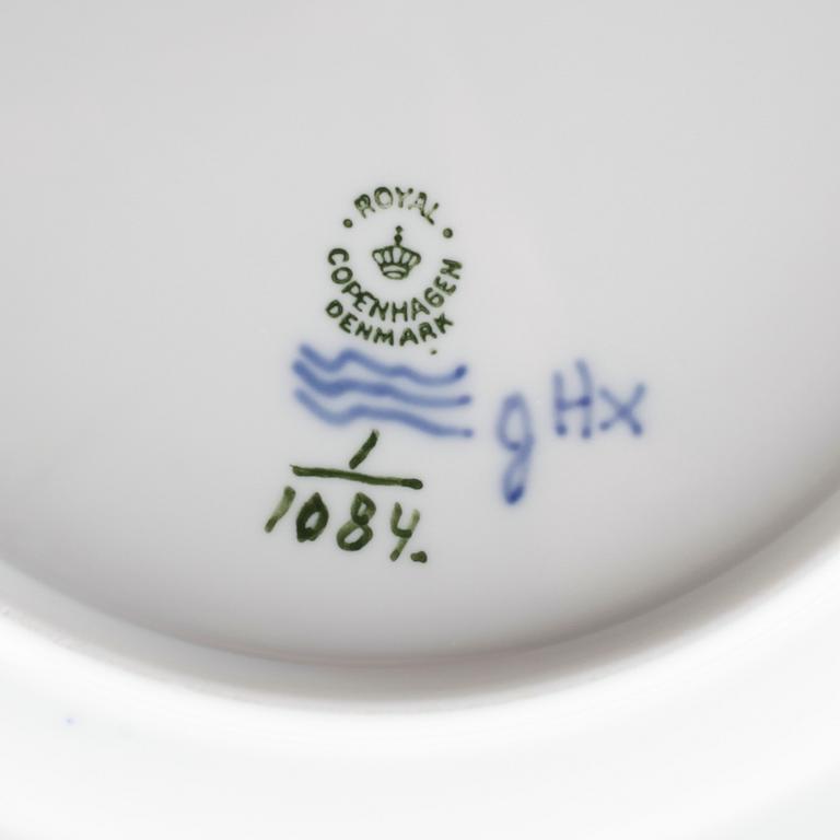 SERVISPORSLIN, 12 delar, porslin, "Musselmalet", Royal Copenhagen.