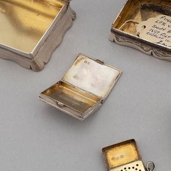 16 silver boxes, including Nathaniel Mills, Birmingham, 1825, John Lint, London, 1816, and Charles Cooke, 1908.