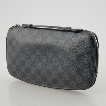 Louis Vuitton, travel case, "Atoll Ardiose", 2014.