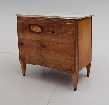 BYRÅ, gustaviansk stil, 1800-talets andra hälft.