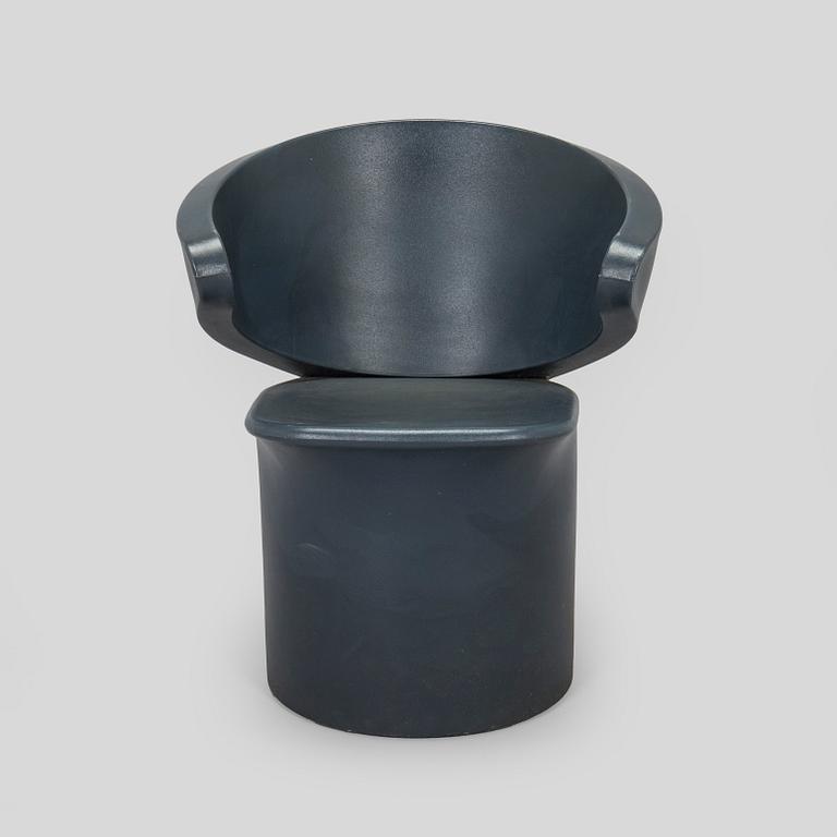 Eero Aarnio, tuoli "Focus" Adelta 2002.